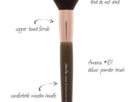 #101 PREMIUM DELUXE POWDER BRUSH